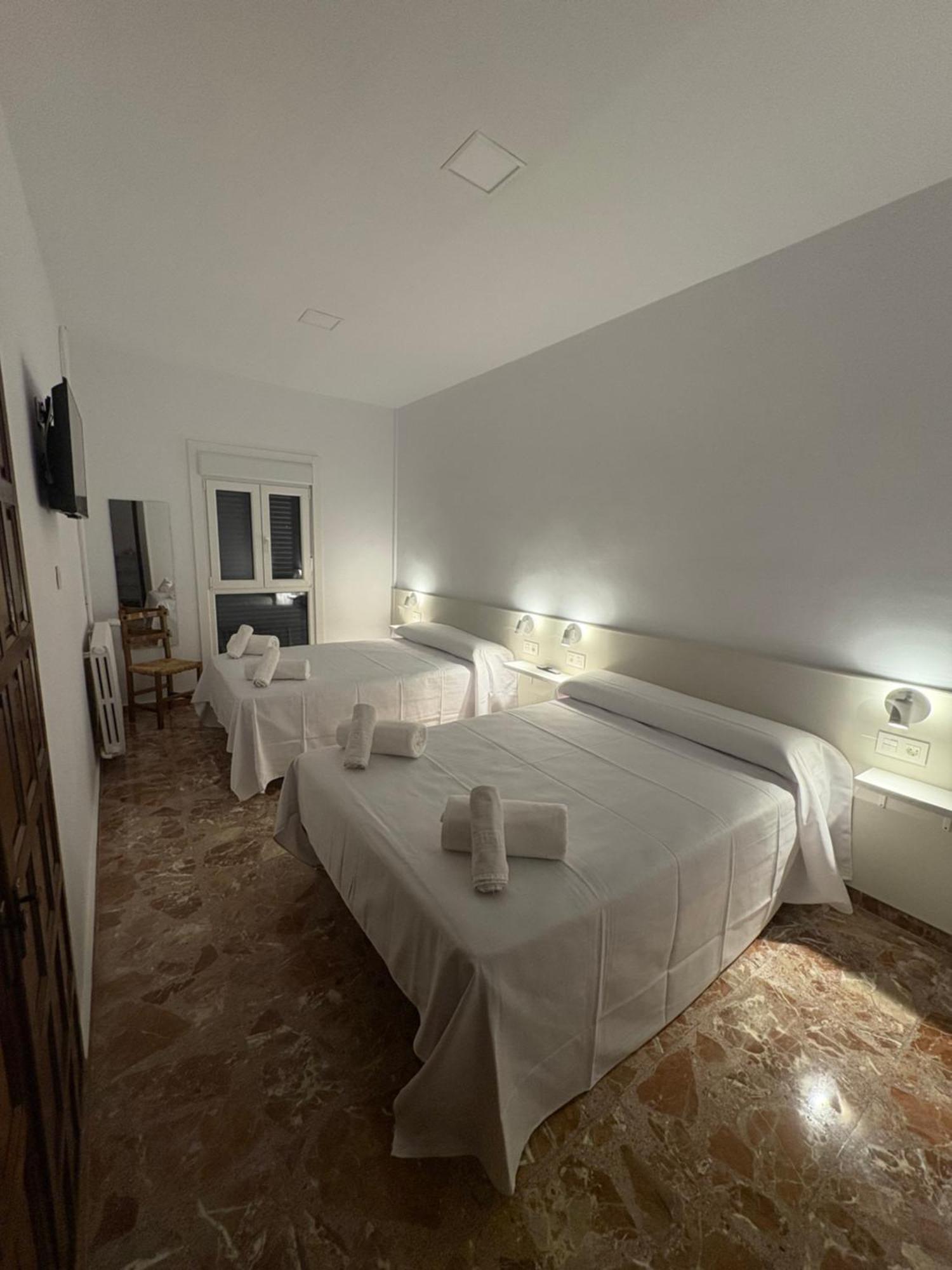 Hostal La Via Verde Sarrion Luaran gambar